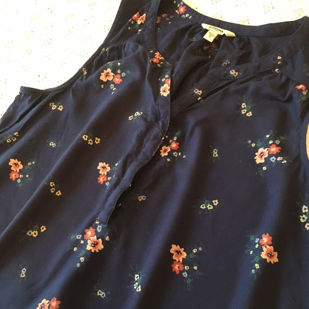 Sonoma Sleeveless Floral Blouse